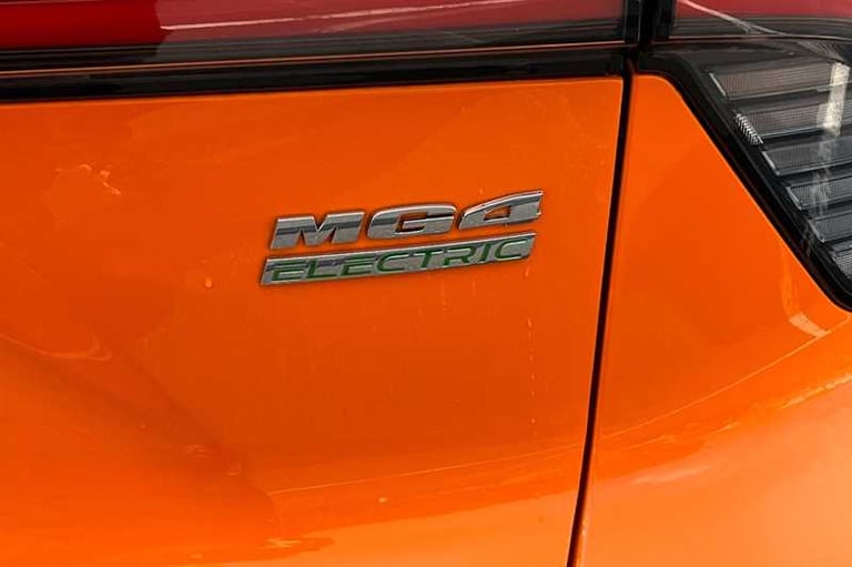 2025 MG MG4 64kWh Trophy Long Range Hatchback 5dr Electric Auto (203 ps) Hatchback Electric Autom...