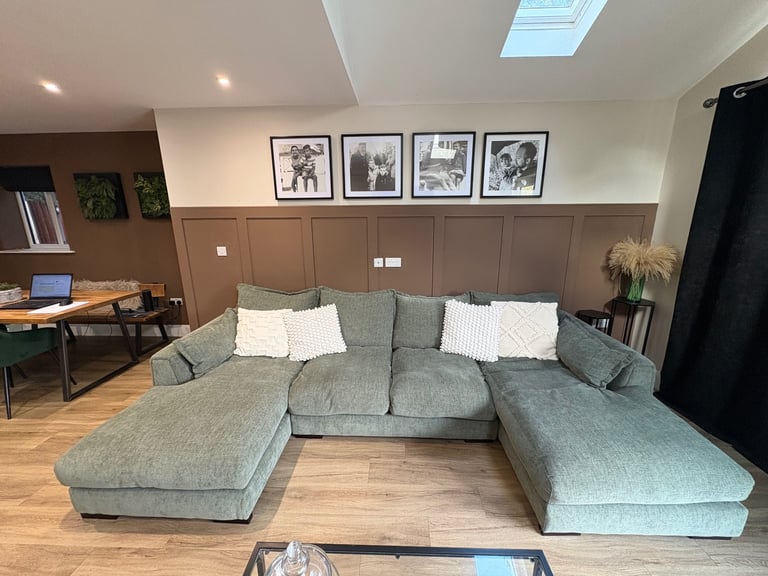 Large dfs Somerford sofa