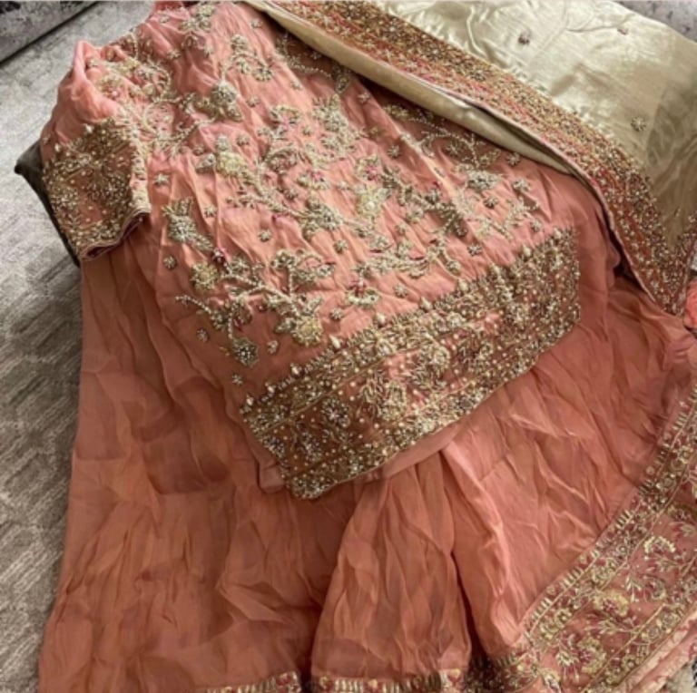image for Zonia Anwar suit 