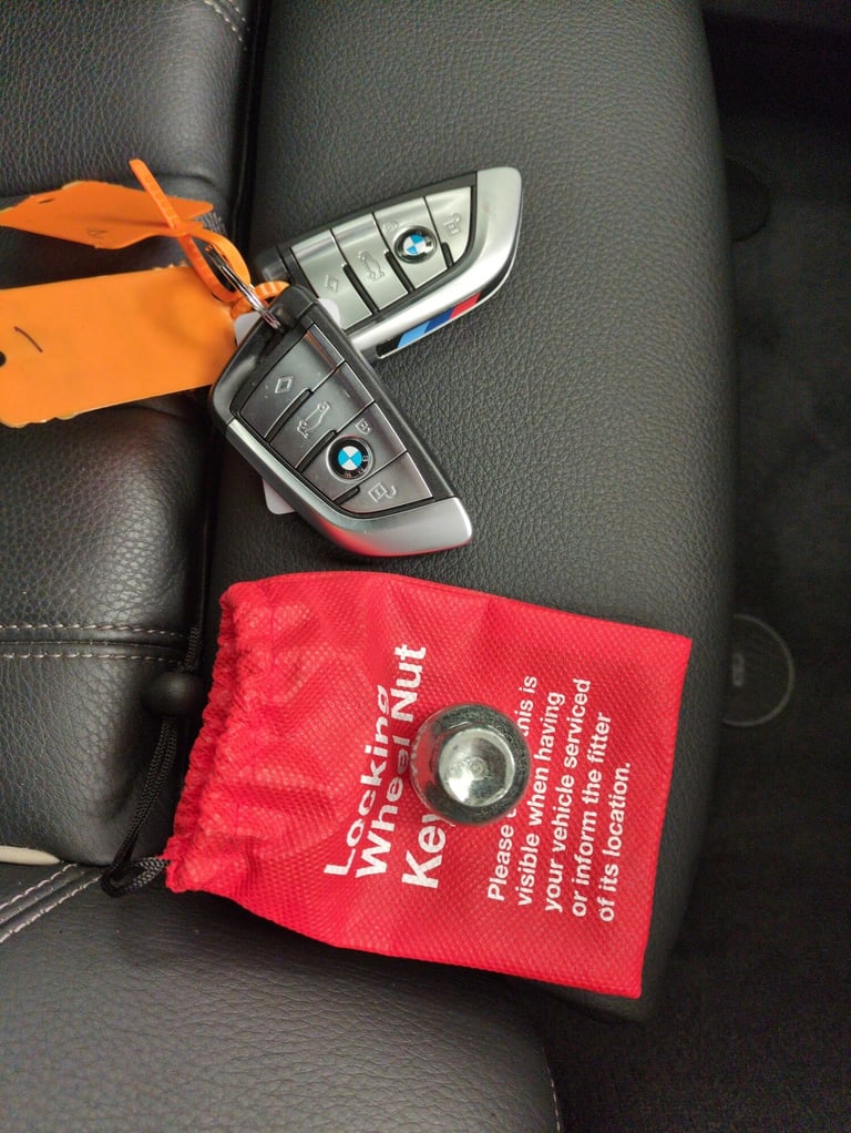 2023 BMW 5 Series 520d MHT M Sport 5dr Step Auto ESTATE DIESEL Automatic