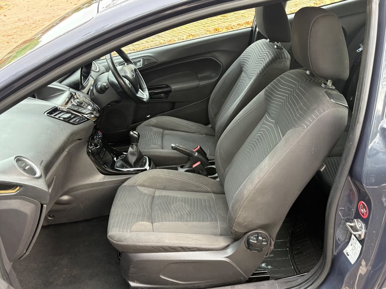 Ford, FIESTA, Hatchback, 2013, Manual, 1241 (cc), 3 doors