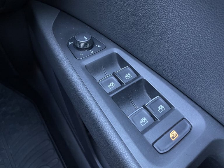 2015 SEAT Leon 2.0 TDI FR 5dr [Technology Pack] ESTATE DIESEL Manual