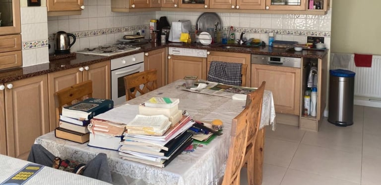 Amazing Room for Female to House share with Single Landlady