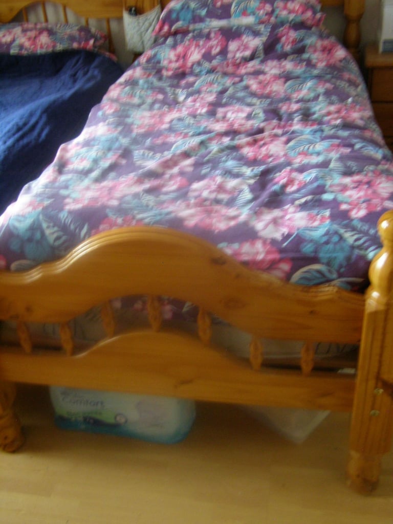 image for wooden Single bed