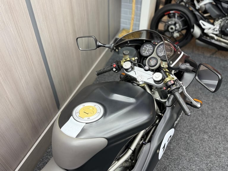 2007 07 Ducati 900 Sport - Very Nice Bike - Only 9389 Miles From New