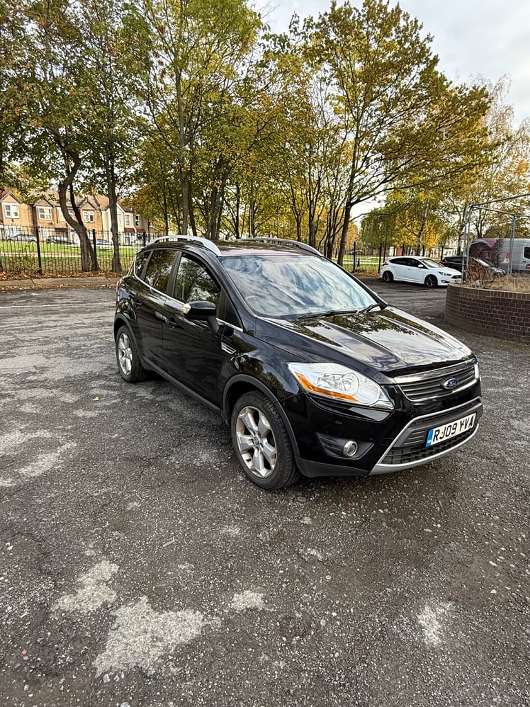 Ford, KUGA, Estate, 2010, Manual, 1997 (cc), 5 doors