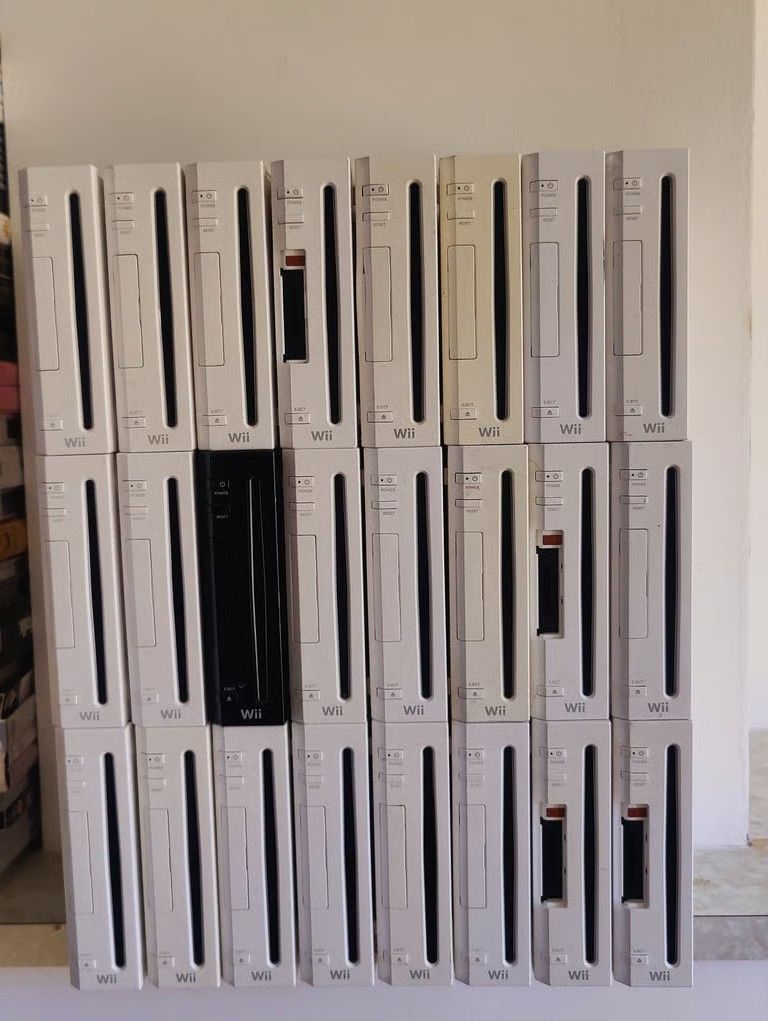 Nintendo Wii Bulk Joblot 25 consoles