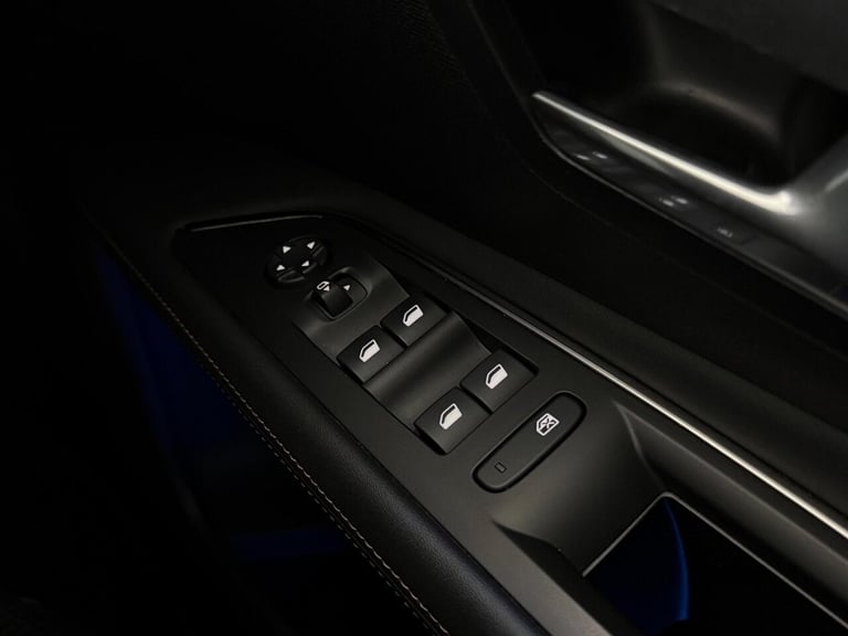 2019 Peugeot 3008 1.2 PureTech GT Line Euro 6 (s/s) 5dr HATCHBACK Petrol Manual