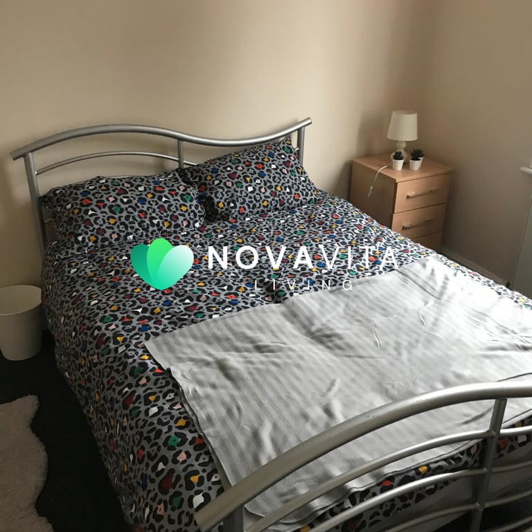 Luxury Supported Accommodation - Single & Double rooms Rent (Pay nothing but Service Charge) Ref 154