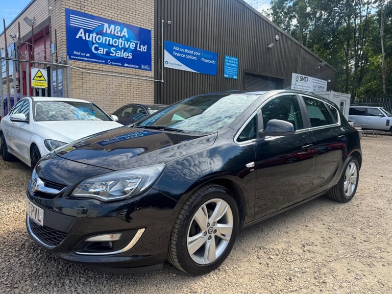 image for 2013 Vauxhall Astra 1.4 16v SRi Euro 5 5dr HATCHBACK Petrol Manual