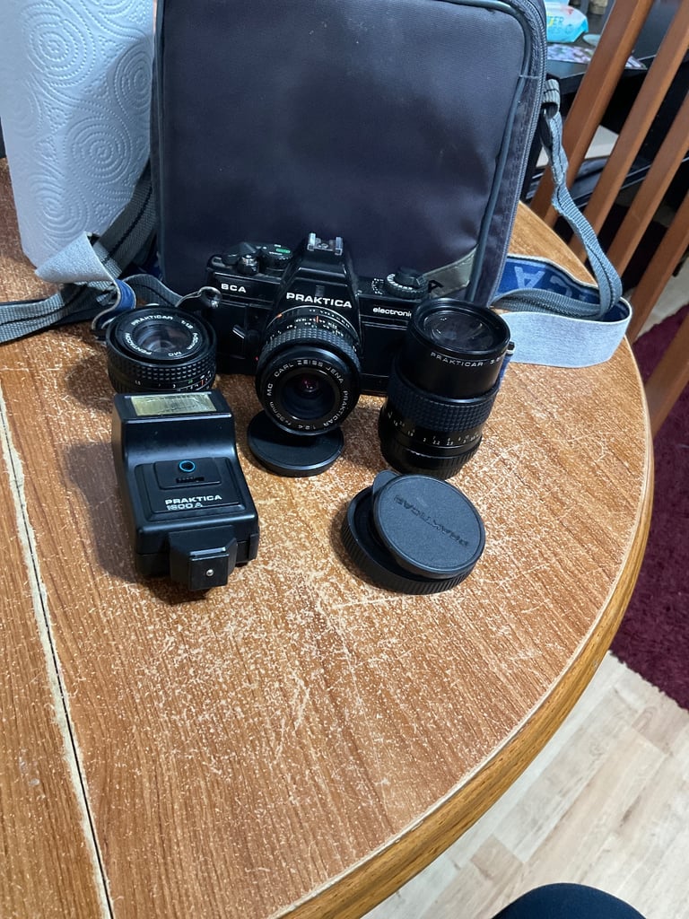 Praktica electronic b.c.a  camera 