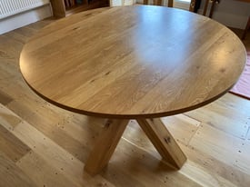 Solid Oak Round Table 110cm diameter 