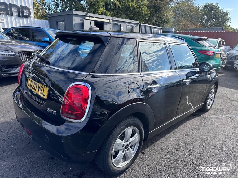 2020 MINI Hatch 1.5 Cooper Classic Euro 6 (s/s) 5dr HATCHBACK Petrol Manual