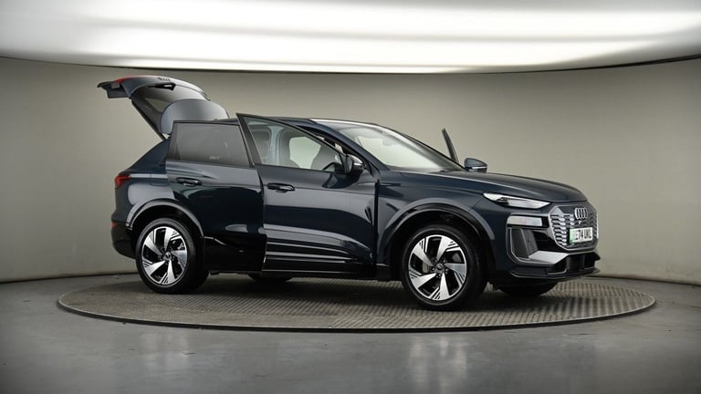 2024 Audi Q6 e-tron 100kWh S line SUV 5dr Electric Auto quattro (388 ps) SUV Electric Automatic