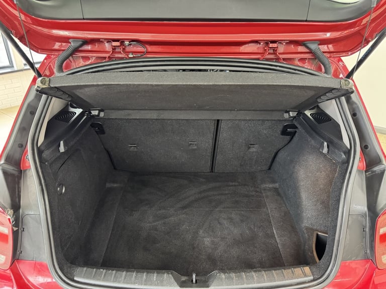 BMW 1 SERIES 1.6 116i Sport 5-door Red Manual Petrol 2015