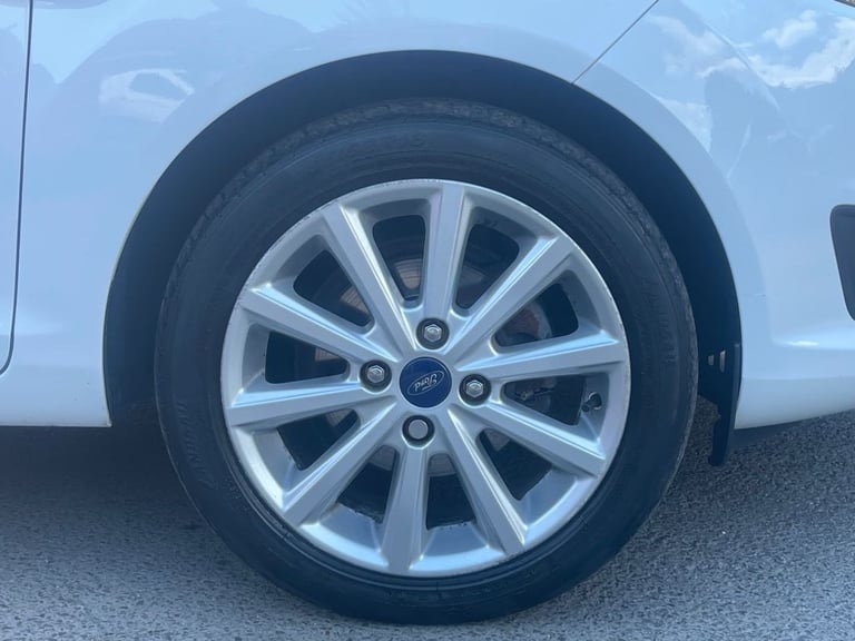 2016 Ford Fiesta 1.0T EcoBoost Titanium Hatchback 5dr Petrol Powershift Euro 6 (100 ps) Hatchback...