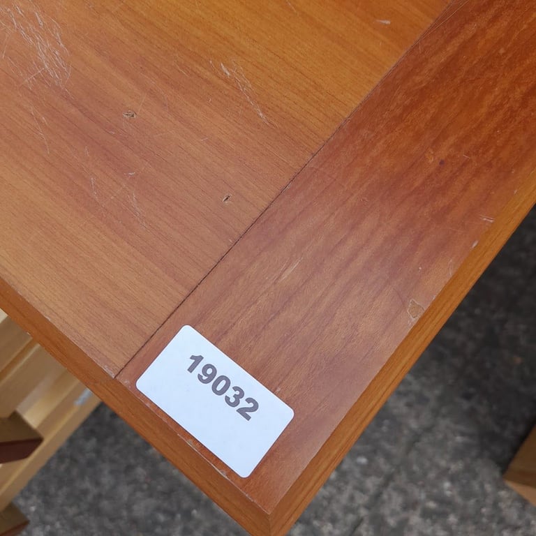 2 drawer side table 71cm x 56cm x 50cm, Ref:19032 £15.00