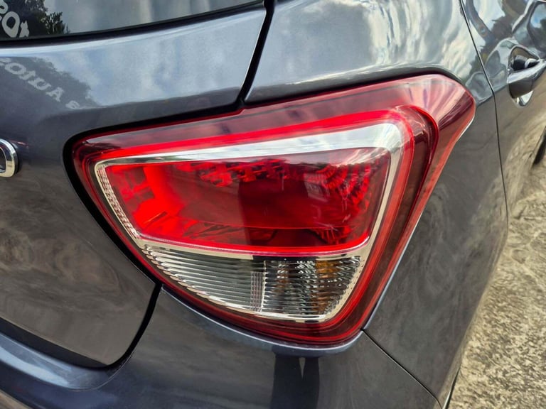 2017 Hyundai i10 1.0 SE 5dr HATCHBACK PETROL Manual