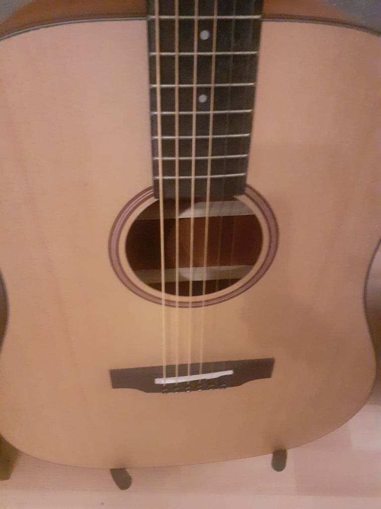 image for Acoustic guitar donner dag 1 