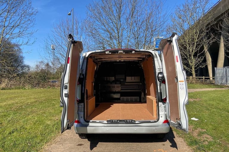 2025 Volkswagen Transporter 2.0 TDI 150 Commerce Plus Van Van Diesel Manual