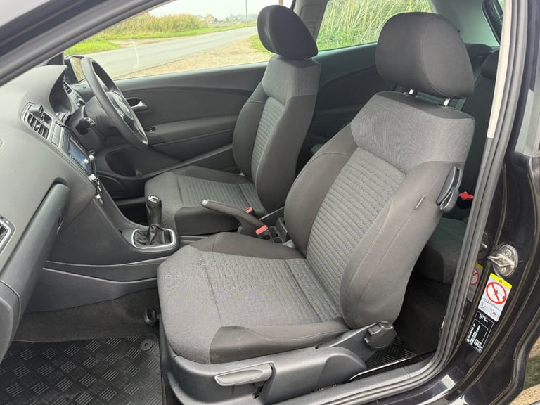 Volkswagen, POLO, Hatchback, 2011, Manual, 1390 (cc), 3 doors