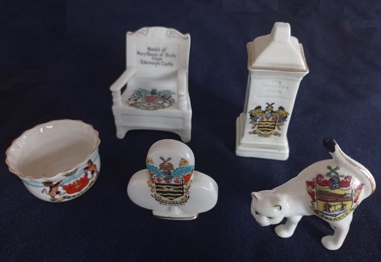 image for Crested china 5 pieces - Barry/ Blackpool / Bath/ Hereford etc