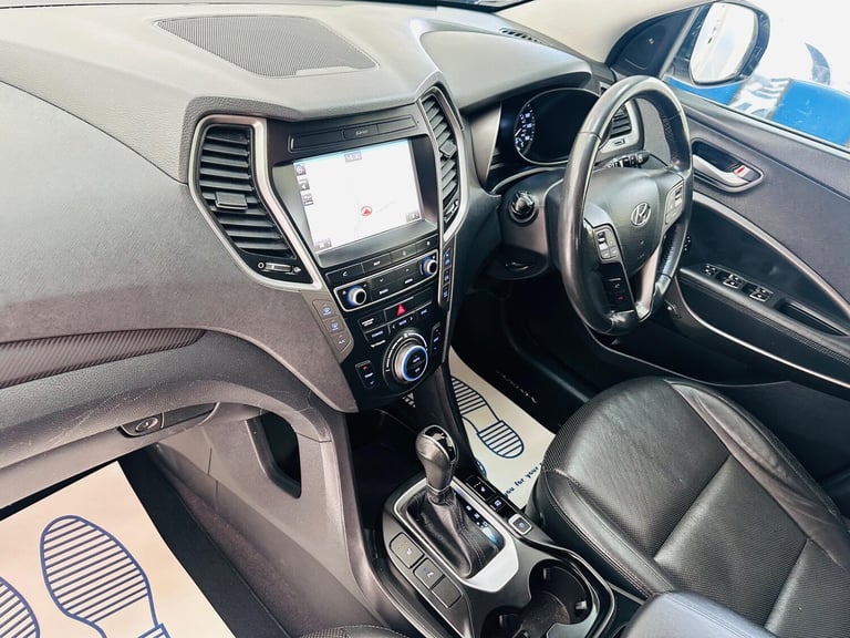 2016 Hyundai Santa Fe 2.2 CRDi Blue Drive Premium Auto 4WD Euro 6 (s/s) 5dr (7 Seat) ESTATE Diese...