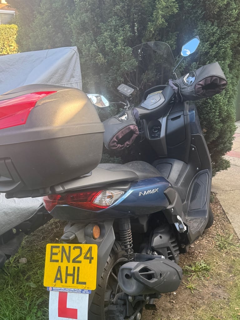 2024 Yamaha NMAX 125 – One Owner, Only 2,729 Miles, Extras Worth £600, Warranty