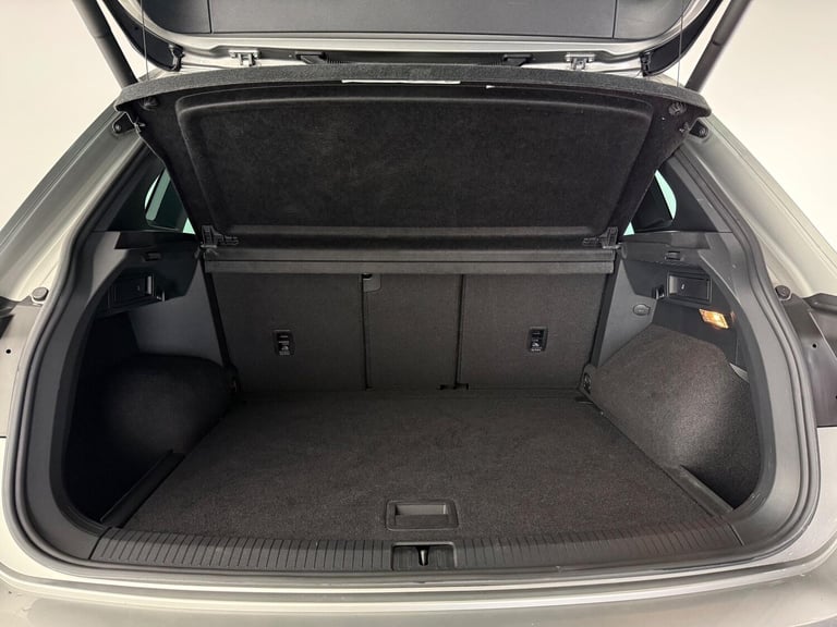  Volkswagen Tiguan 2.0 TDI BlueMotion Tech R-Line DSG 4Motion Euro 6 (s/s) 5dr Diesel Automatic
