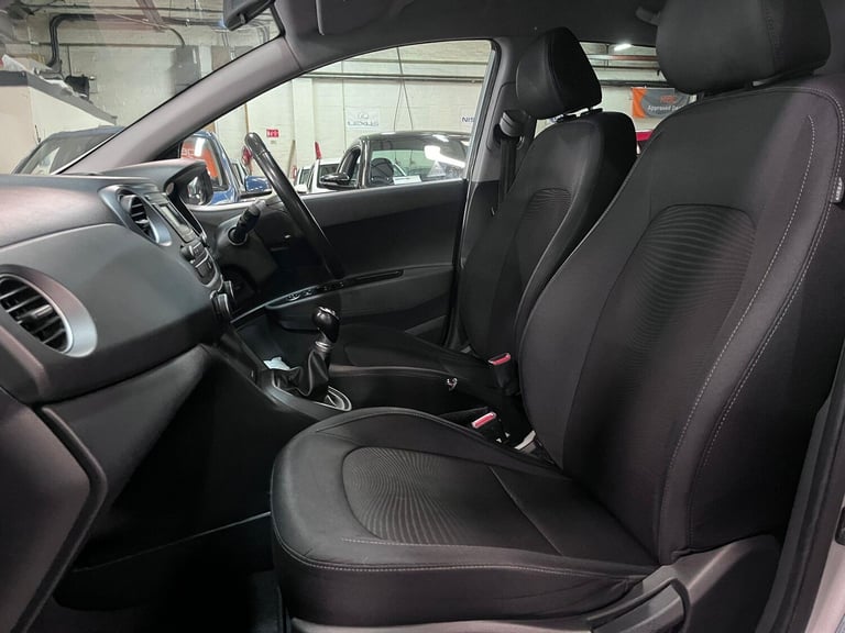 2017 Hyundai i10 1.2 Premium Euro 6 5dr HATCHBACK Petrol Manual