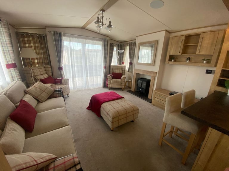 Luxury static caravan holiday home lodge at Swainby Country Park - All year access