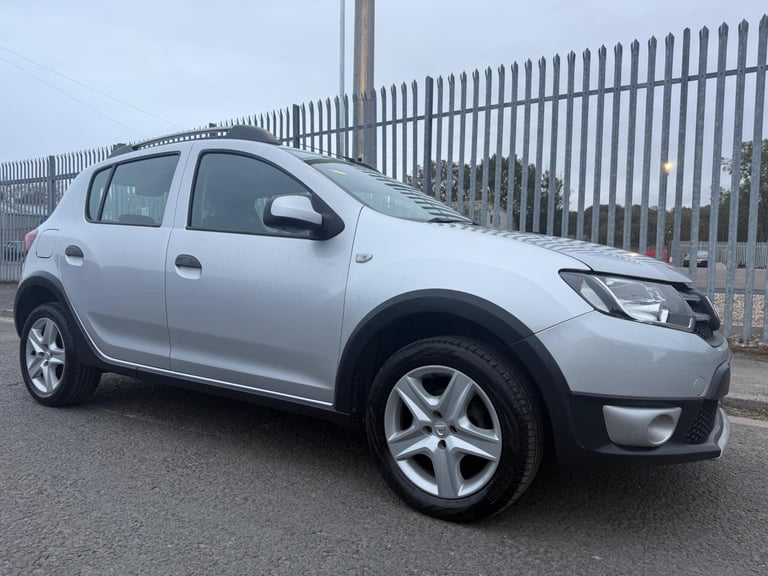 2014 Dacia Sandero Stepway 0.9 TCe Laureate Euro 5 5dr HATCHBACK Petrol Manual