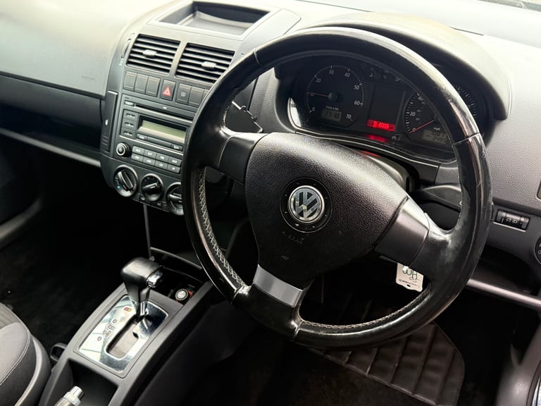 2009 Volkswagen Polo 1.4 Match 80 5dr Auto HATCHBACK Petrol Automatic