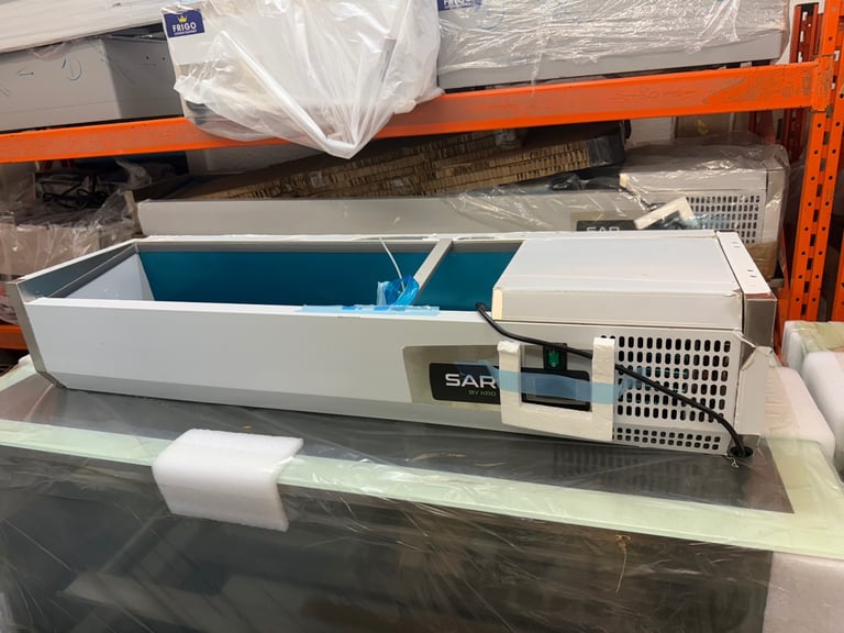 Salad pizza topping fridge counter top brand new cafe shop restaurant 