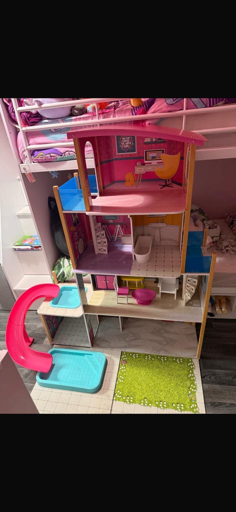 Doll house