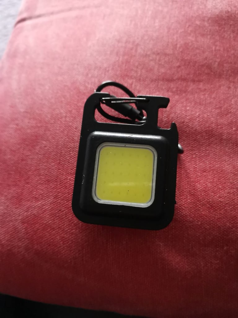 Small rechargeable light