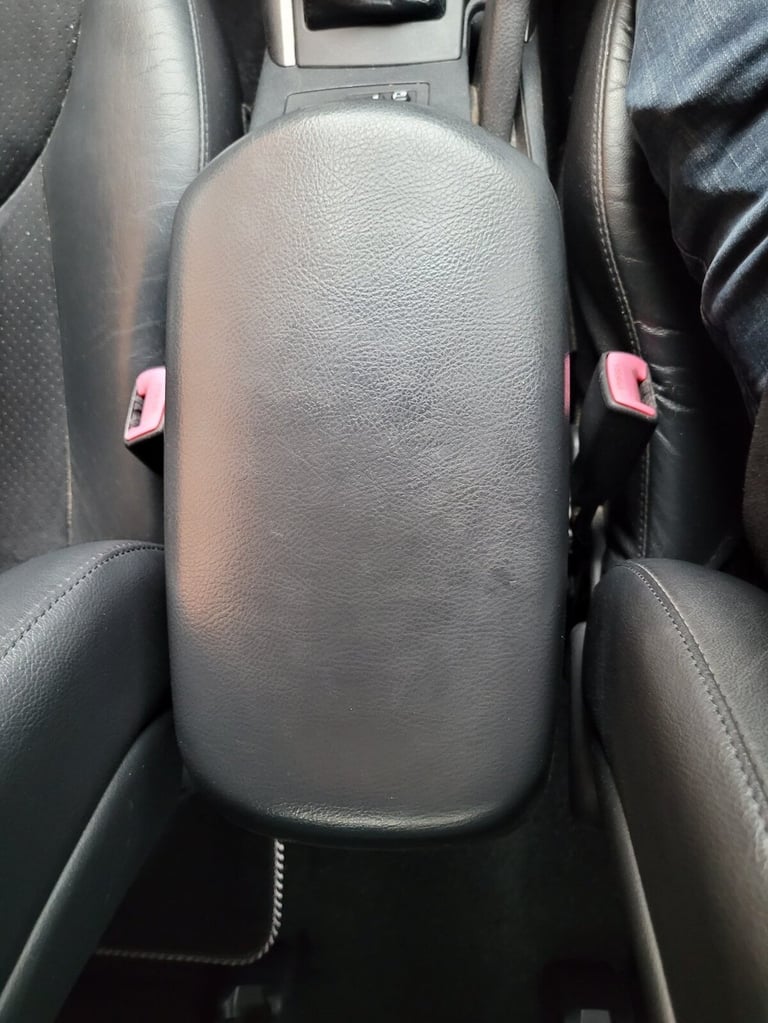 2012 Toyota RAV4 2.2 D-4D XT-R 5dr ESTATE DIESEL Manual