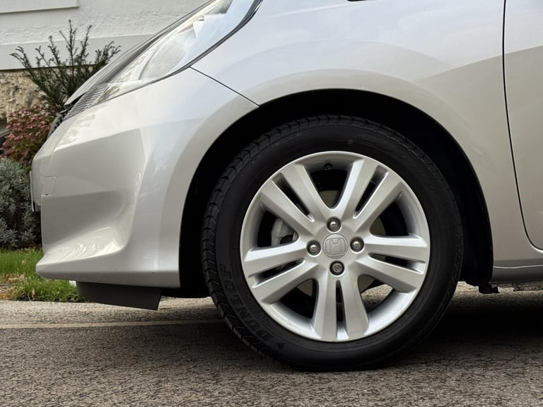 2013 Honda Jazz 1.4 i-VTEC ES Plus Hatchback 5dr Petrol CVT Euro 5 (99 ps) Hatchback Petrol Autom...