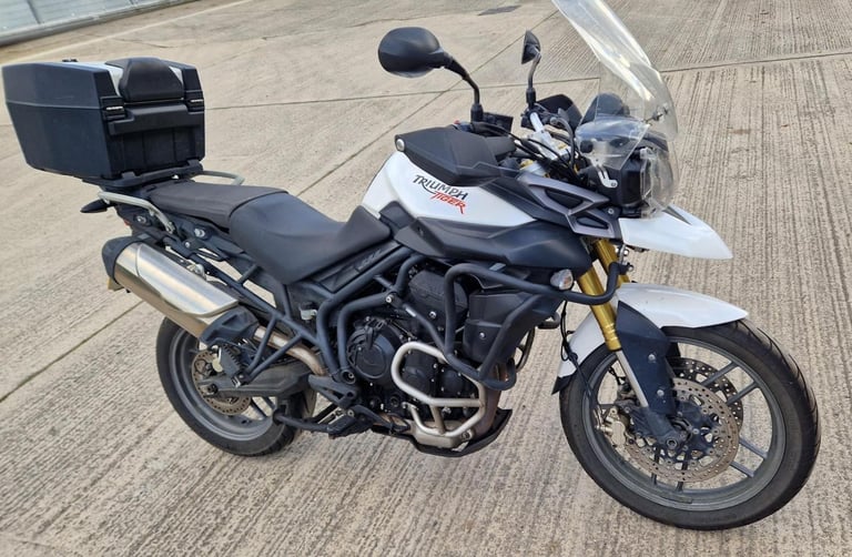 image for 2013 13 TRIUMPH TIGER 800 ABS WHITE ENDURO ADVENTURE TOURER TOP BOX 26k MLS