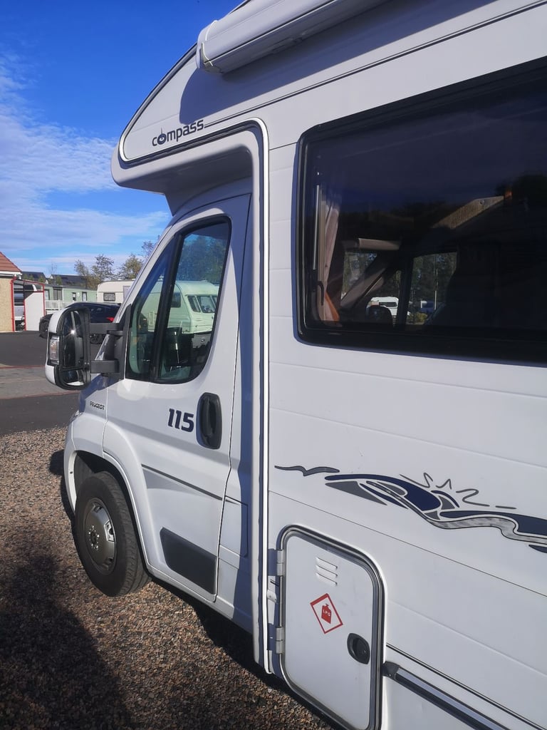 Compass Suntor 115 Peugeot, BOXER 330 SWB, 2007, 2198 (cc)