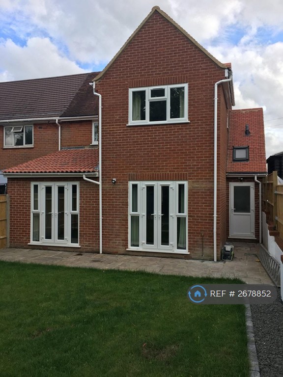 6 bedroom house in Battery Hill, Winchester, SO22 (6 bed) (#2678852)