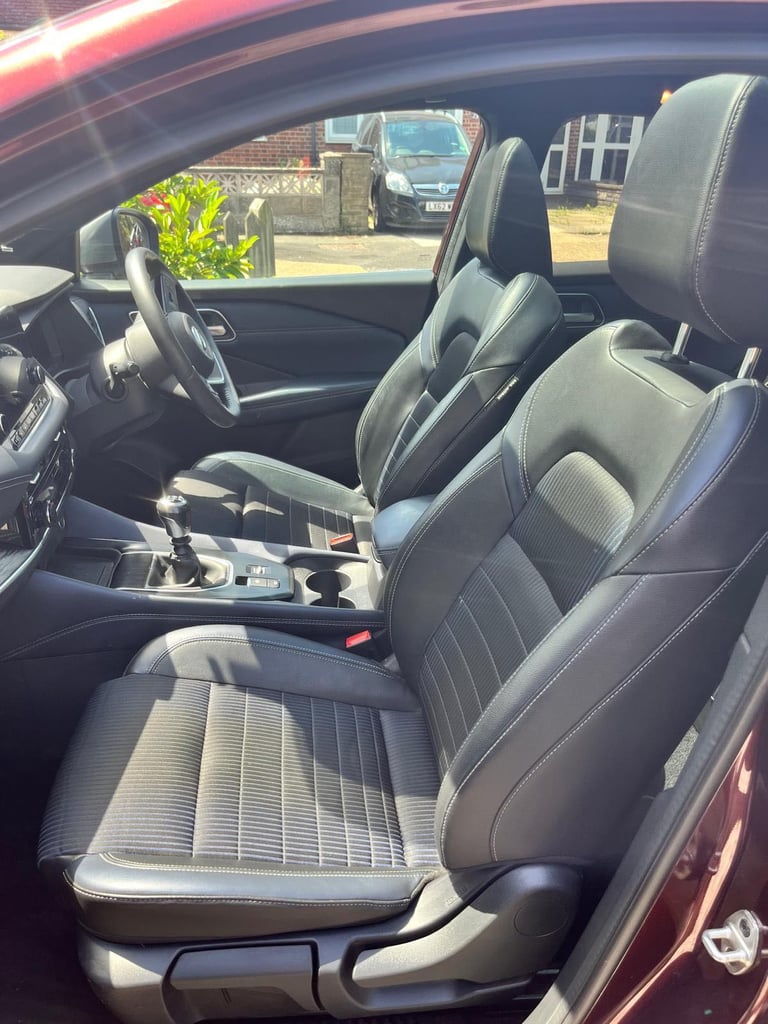 Nissan, QASHQAI, Hatchback, 2022, Manual, 1332 (cc), 5 doors