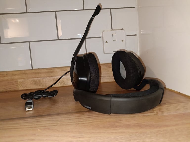 Corsair VOID ELITE 7.1 - GAMING HEADPHONES / HEADSET - PC/PS4/PS5/XBOX/NINTENDO