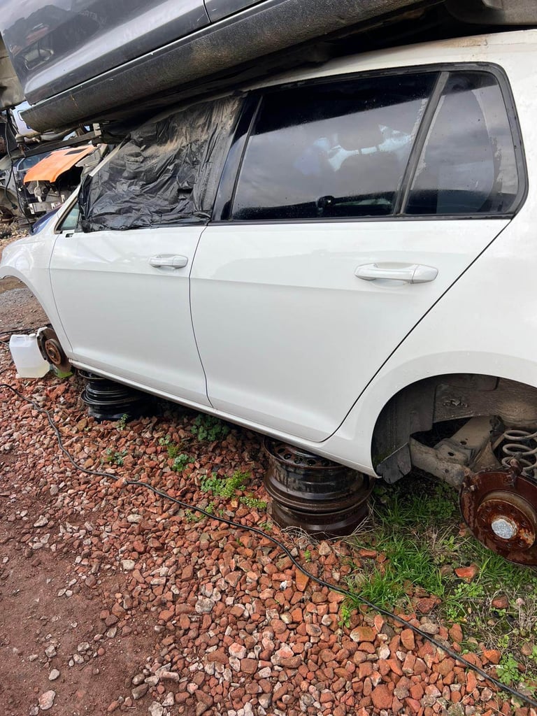 Mk7 golf door