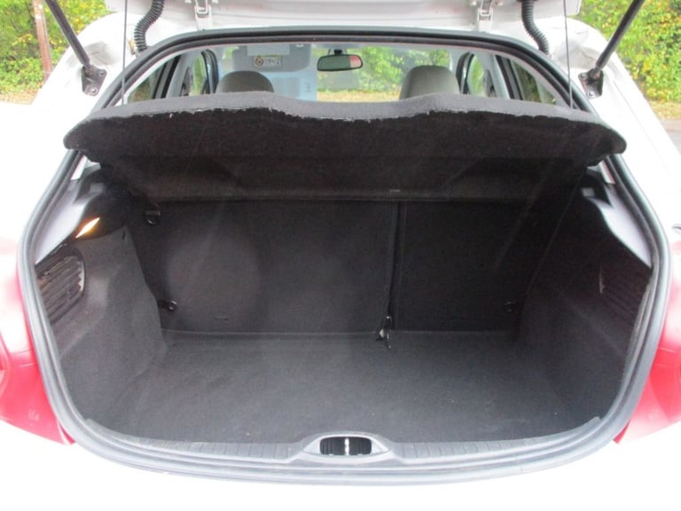 2015 Peugeot 208 1.6 e-HDi Roland Garros 5dr HATCHBACK DIESEL Manual