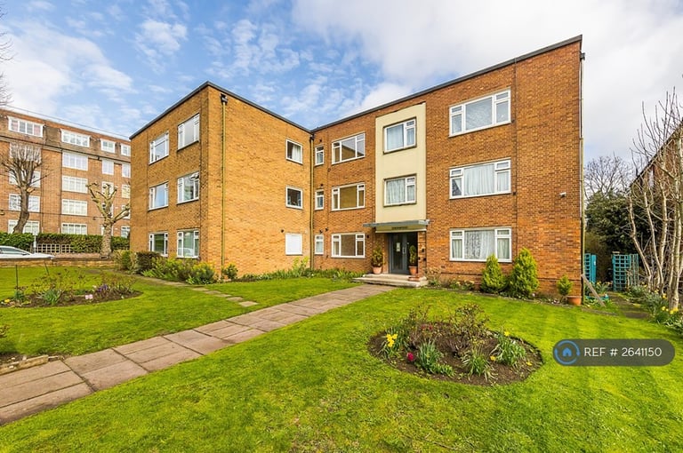 2 bedroom flat in Sherwood, London, NW6 (2 bed) (#2641150)