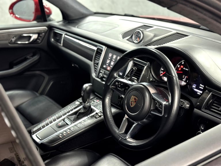 2017 Porsche Macan Turbo 5dr PDK ESTATE Petrol Manual
