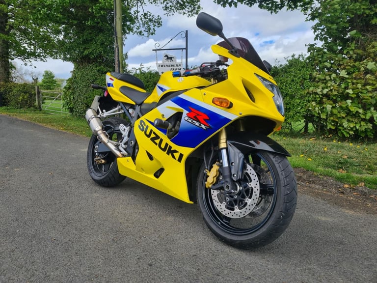 SUZUKI GSXR 600 K7