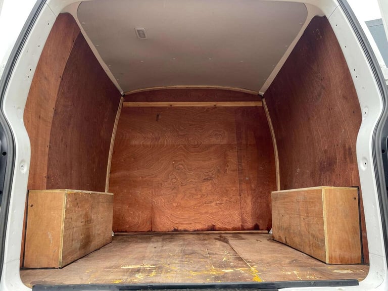 VOLKSWAGEN TRANSPORTER 2.0 TDI T28 Startline FWD LWB Euro 6 (s/s) 5dr 2021