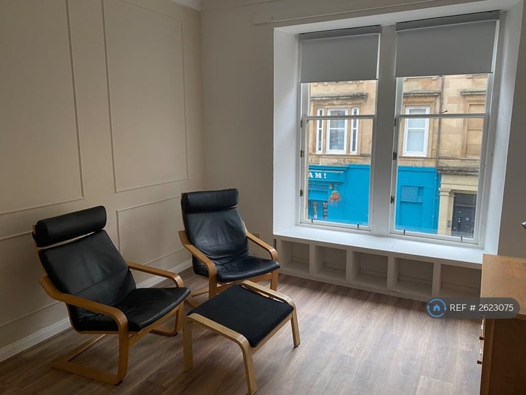 2 bedroom flat in Willowbank Crescent, Glasgow, G3 (2 bed) (#2623075)